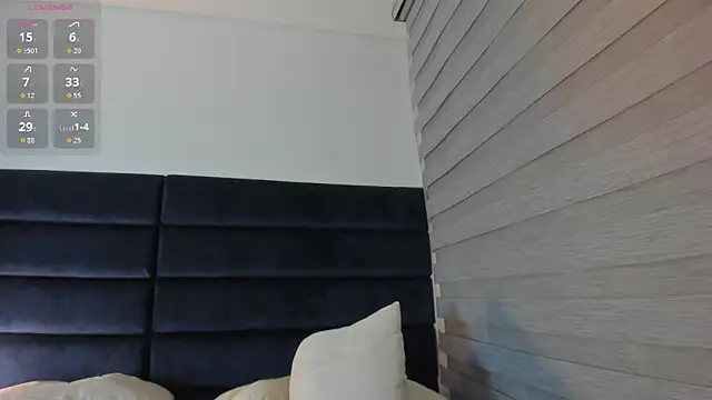 melanie_roux__: онлайн-секс-чат