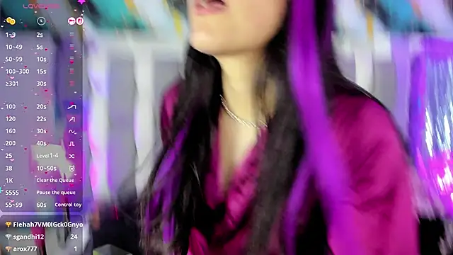 IsaDiiaz 即時 XXX 聊天