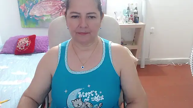 leonela_69 现场XXX聊天