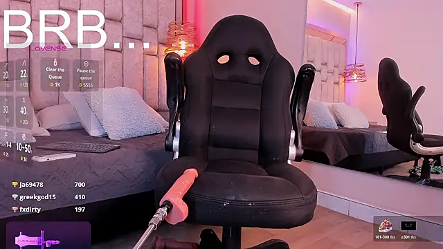 REINA_ADAHARA's Live XXX Chat