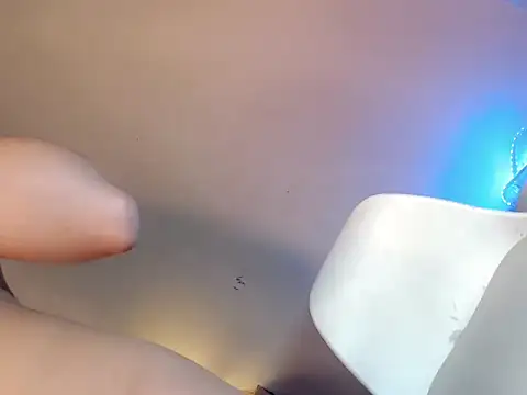 water_lily28 élő XXX-chatje