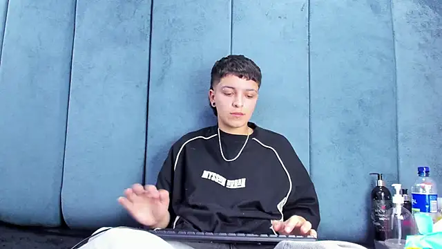 Megan_Thompson_'s Live XXX Chat