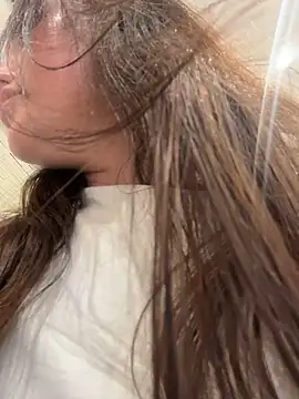 KiraSunshine's Live XXX Chat