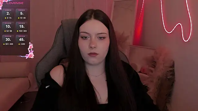 CoraMielのライブXXXチャット