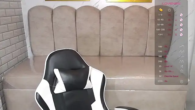 Czat XXX na żywo – _Charlotte_v