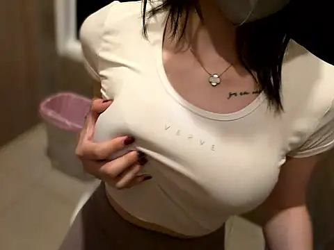 Rose168_'s Live XXX Chat