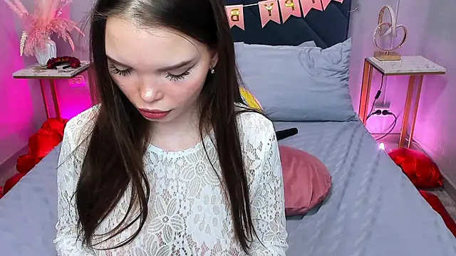 Curvy_Dynamite_のライブXXXチャット