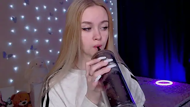 Naughty_Mable's Live XXX Chat