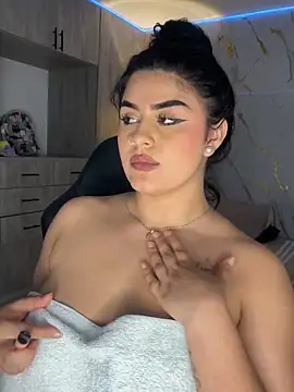 Kariina__69n Live XXX chat