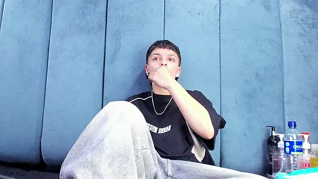 Megan_Thompson_'s Live XXX Chat