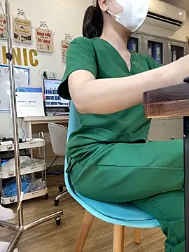 Clinic_Sexy: απευθείας συνομιλία ΧΧΧ