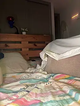 XXX chat uživo modela ROUSSH