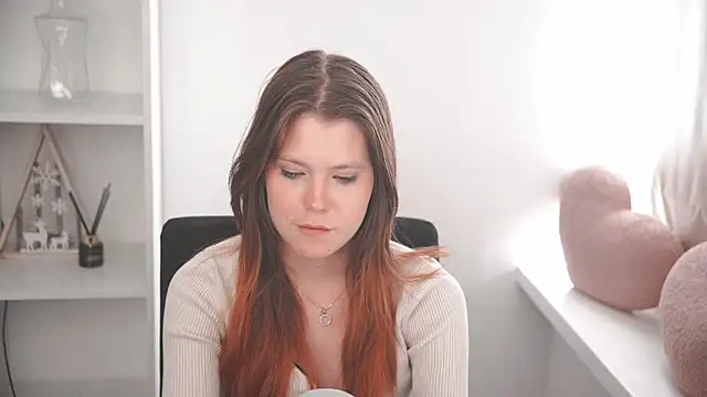 XXX chat uživo modela MarnieWootan