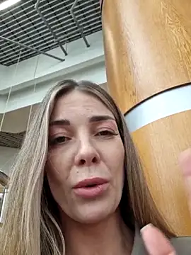 XXX chat uživo modela Anna_Nights