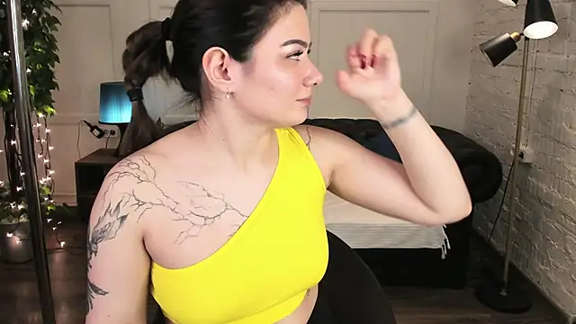 Dark_Moni's Live XXX Chat