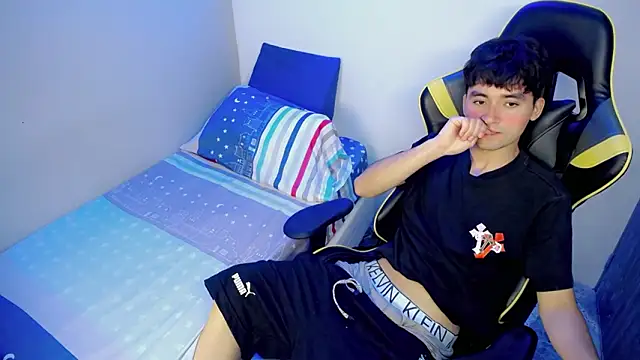 Czat XXX na żywo – Luigii_