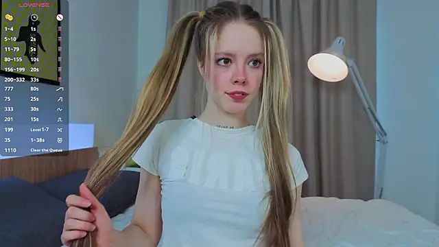 XXX chat uživo modela TiffinyMergist