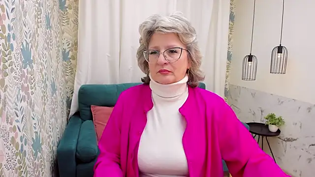 EvelynJoyful Live XXX-Chat