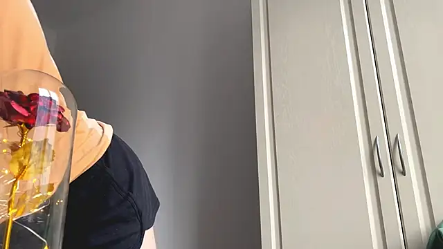 Chat XXX en directo de EmilyHein