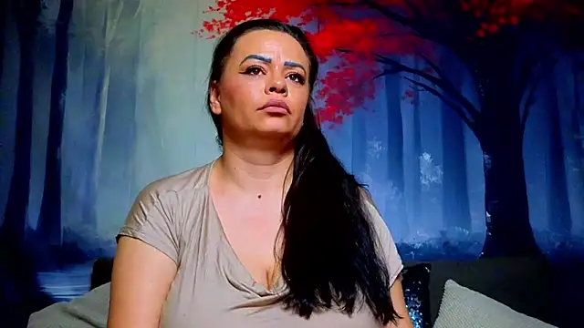 ElizabethEvenn Live XXX chat