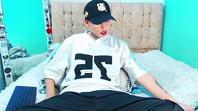 _justinmoon2n Live XXX chat