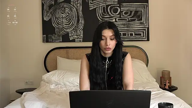 Olivia_Faye Chat XXX in diretta