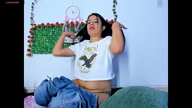 Ivanna_Lux – Naživo XXX chat