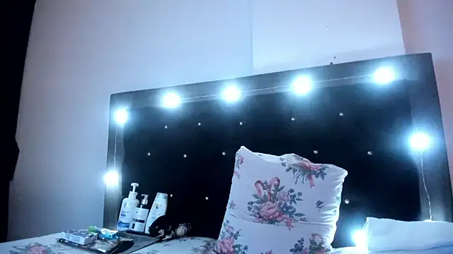 violetadumsper: онлайн-секс-чат