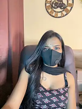 its_ur_flora Adlı Modelin Canlı XXX Sohbeti