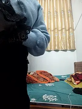 Pokazy przed kamerką – Haralushiaaa