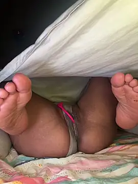 ROUSSH élő XXX-chatje