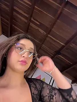 Chat XXX en directo de MiaKay1