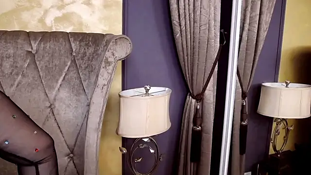 BustyGizelle Live XXX Chat