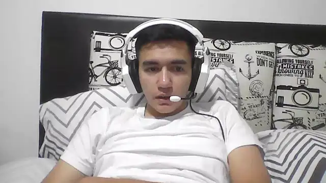 Estebitan_vm Live XXX-Chat