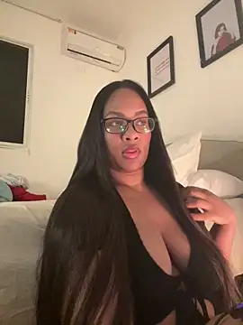 XXX chat uživo modela Chaniita