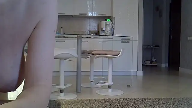 ZarinaSwift – Naživo XXX chat