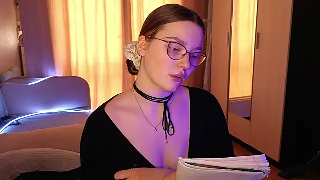 دردشة milliedoll الجنسية المباشرة