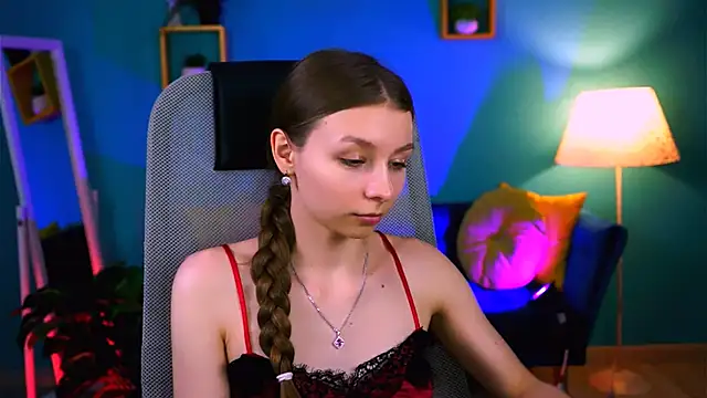 JulieDaniel Chat XXX live