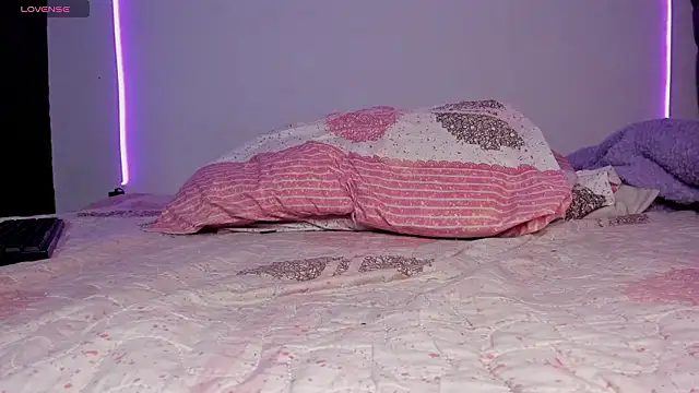 دردشة maazikeenx الجنسية المباشرة