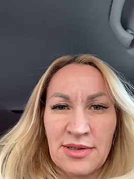 Czat XXX na żywo – kira_saning