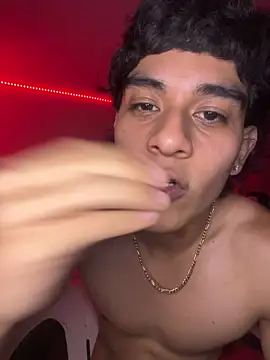 IronLatino's Live XXX Chat