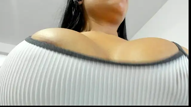 Chat XXX en directo de mis-violetha