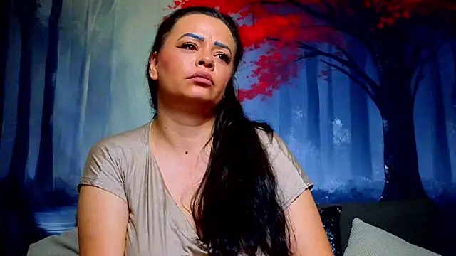 ElizabethEven Chat XXX in diretta