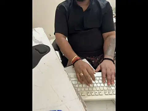 Онлайн чат XXX FlirtyxBoy