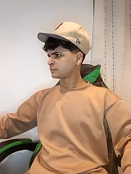 Alejandro_12314's Webcam Show