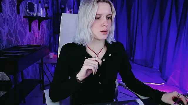 BethanyCloud Adlı Modelin Canlı XXX Sohbeti