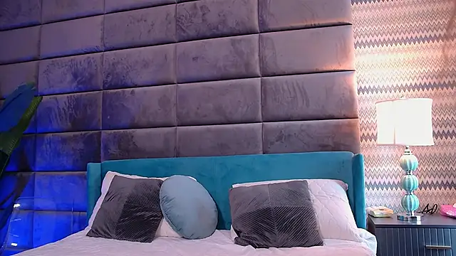 LaraSynn Chat XXX in diretta