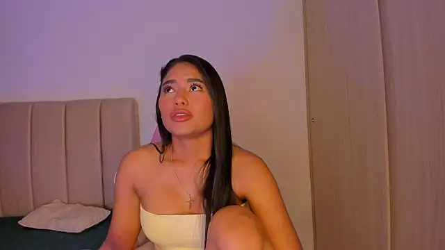 XXX chat uživo modela isa_bunny