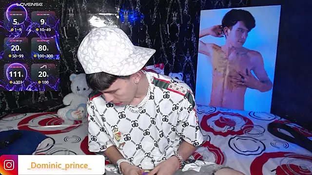 XXX chat uživo modela DominicPrince