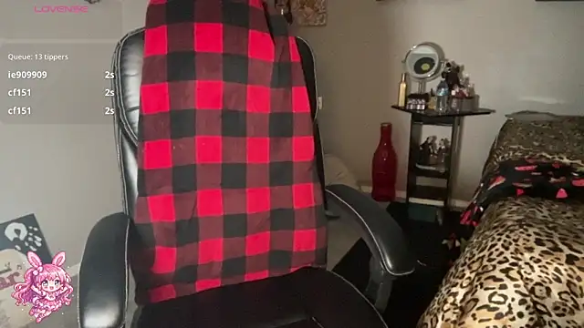 แชท XXX สดของ babybimbo